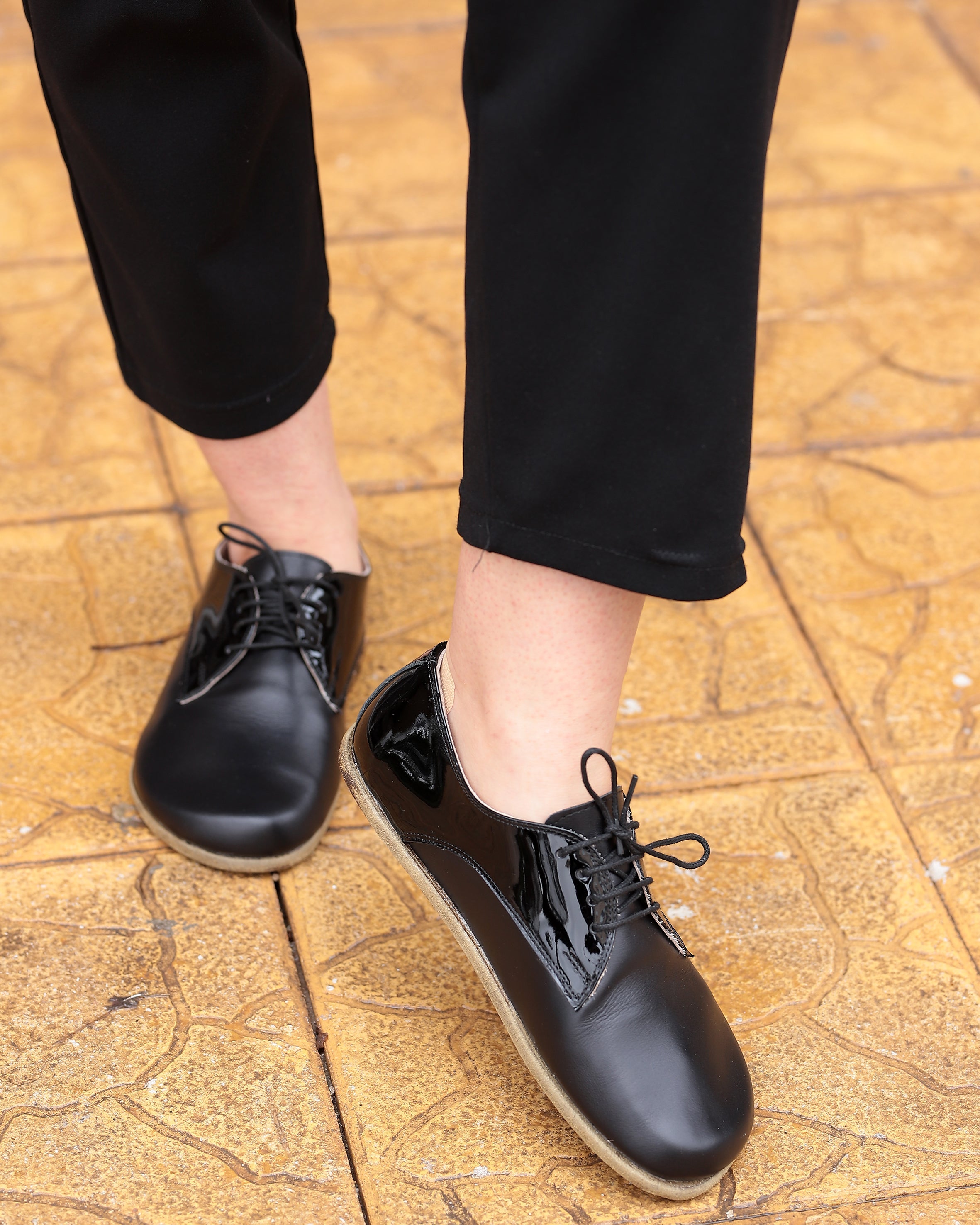 Matte and Glossy Black Oxford Wide Barefoot Patent Leather Handmade Shoes Oxford Leather Outsole